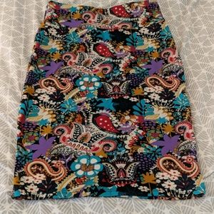 💐 Multicolored Lularoe Cassie skirt